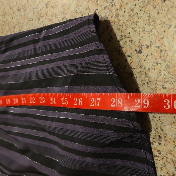 Maggie Barnes 2 in 1 Top Eggplant & Black with Metallic Threading Size 18W - Picture 7 of 9